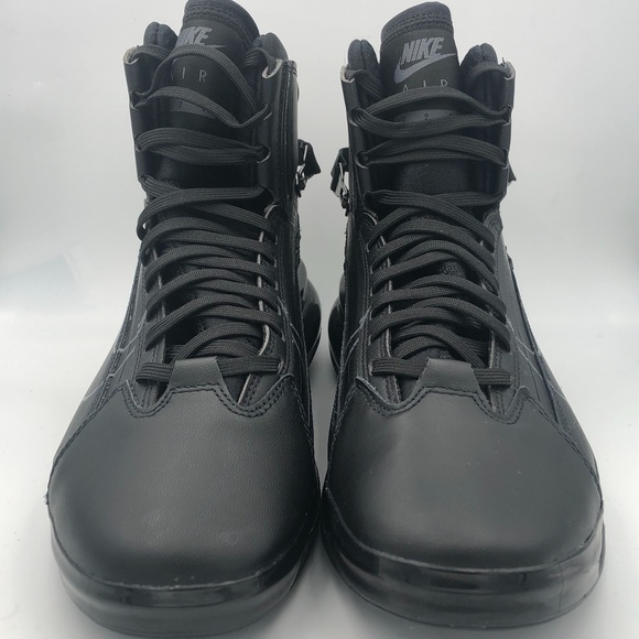 Nike Air Max 720 Saturn Trainer - Picture 3 of 5